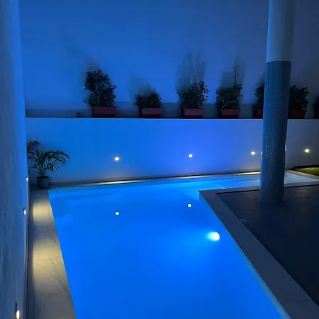 Apartment With Luxurious Pool 5 Mins Walk From The Beach Naxxar